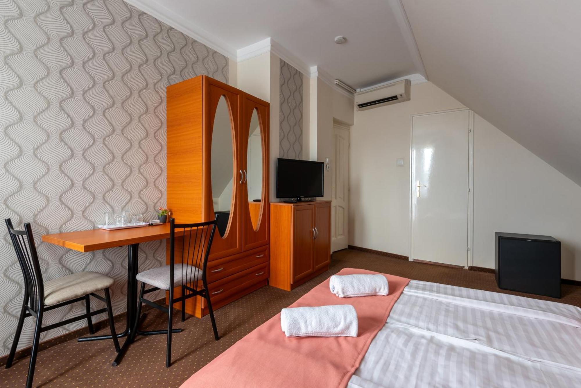 Hotel Ida Panzio Budapest Exterior foto